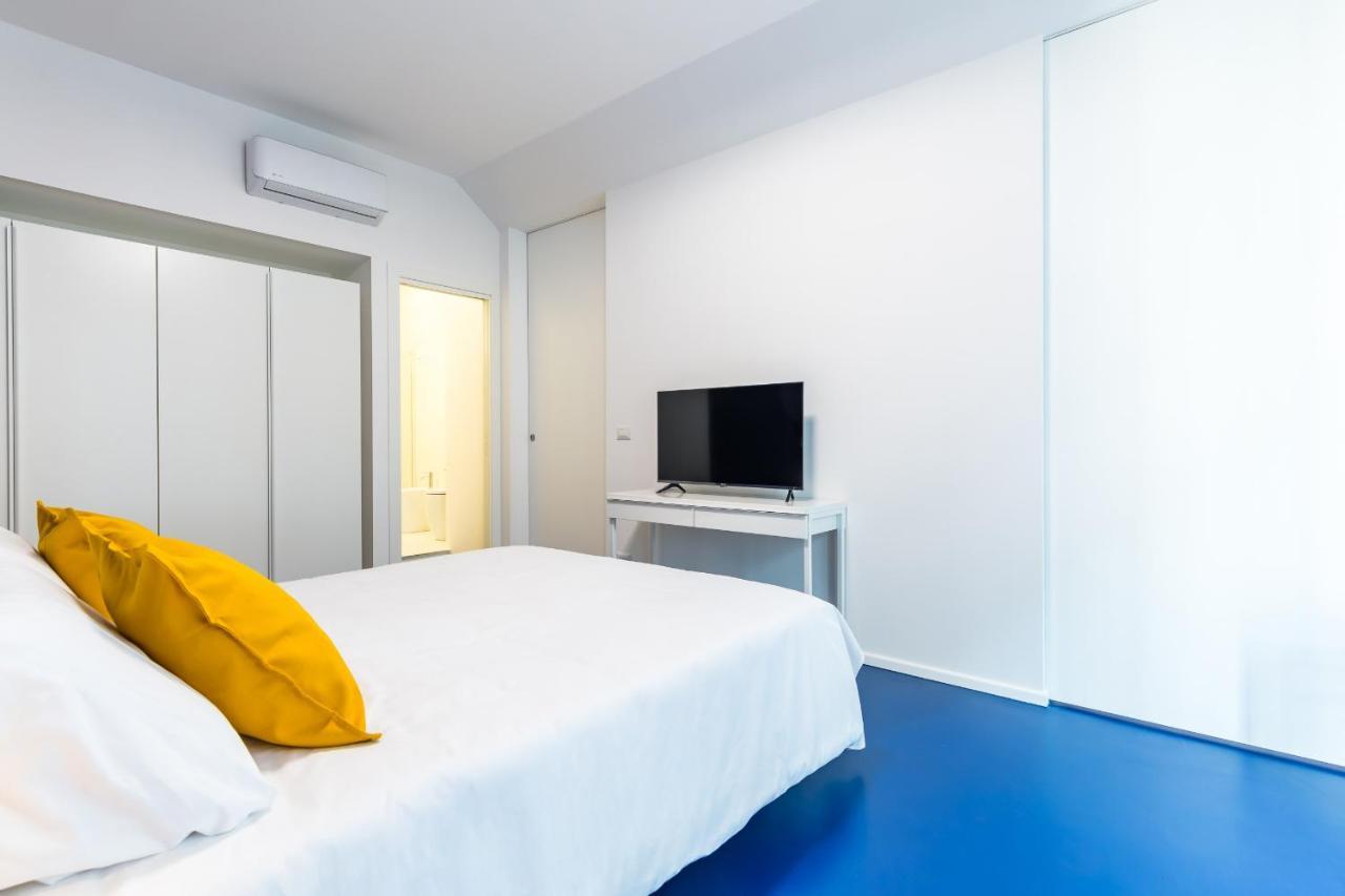 Piazza Municipio Apartments By Wonderful Italy Naples Exterior photo