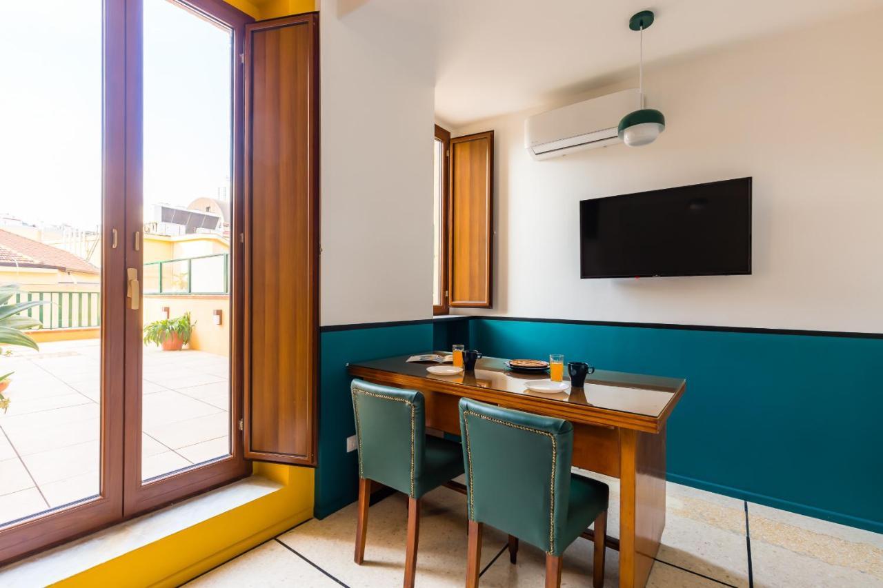 Piazza Municipio Apartments By Wonderful Italy Naples Exterior photo